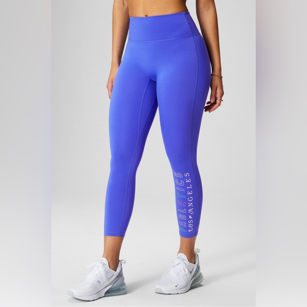 Fabletics Trinity Motion365+ High-Waisted Capri‎